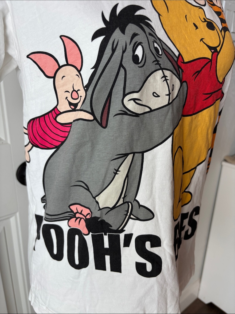 White Winnie the Pooh Friends Graphic Tee - Kids - Picture 2 of 7